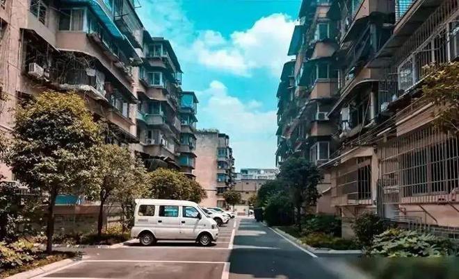 住建部已發(fā)聲！樓齡滿24年房子一律按新規(guī)處理老業(yè)主迎來利好(圖9)