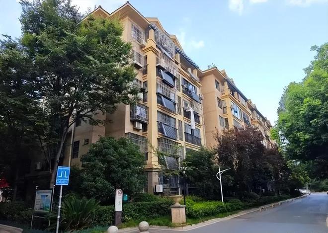 住建部已發(fā)聲！樓齡滿24年房子一律按新規(guī)處理老業(yè)主迎來利好(圖8)