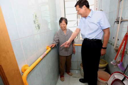 廈門推進適老化改造！穩(wěn)穩(wěn)的幸福如何“改”出來？(圖1)